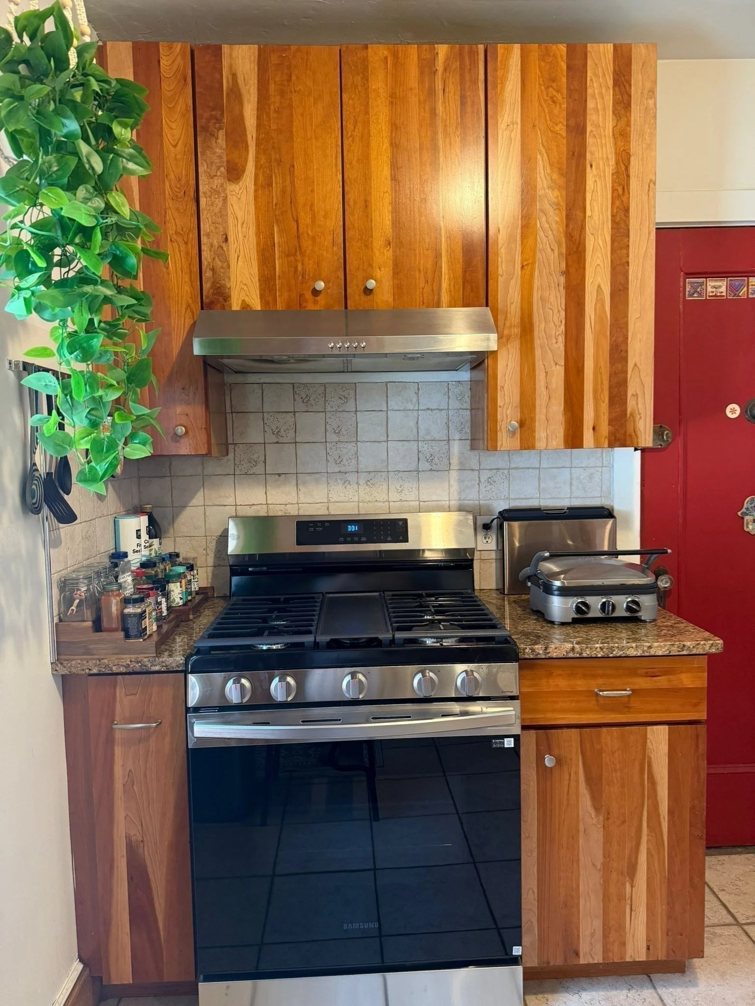 3 bed, 2 bath apartment for rent at 94 Marion St Unit 1, Coolidge Corner