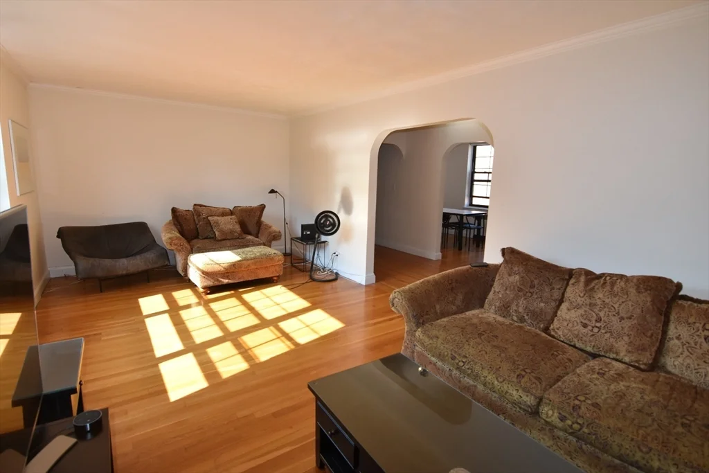 2 bed, 2 bath apartment for rent at 94 Marion Unit 5, Coolidge Corner — photo 1 of 17