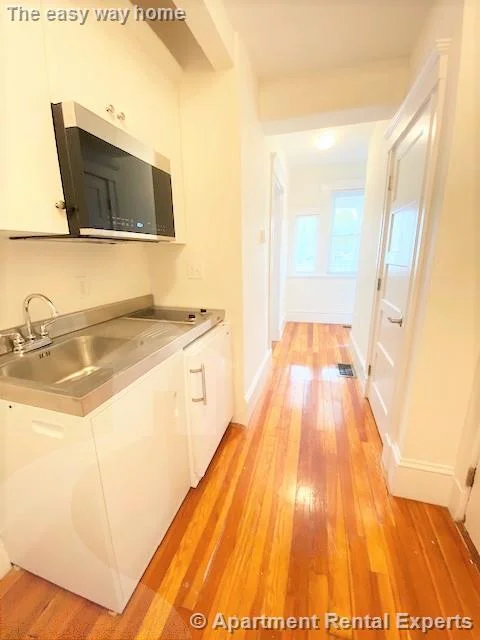1 bed, 1 bath apartment for rent at 94 Morrison Ave Unit 1F, Davis Square — photo 8 of 12