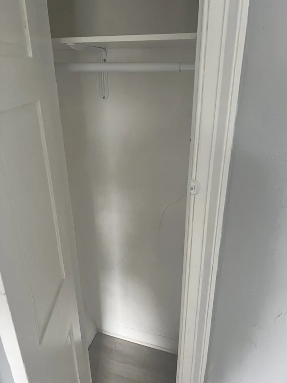 1 bed, 1 bath apartment for rent at 94 Mutton Ln Unit 2L, Weymouth — photo 7 of 11