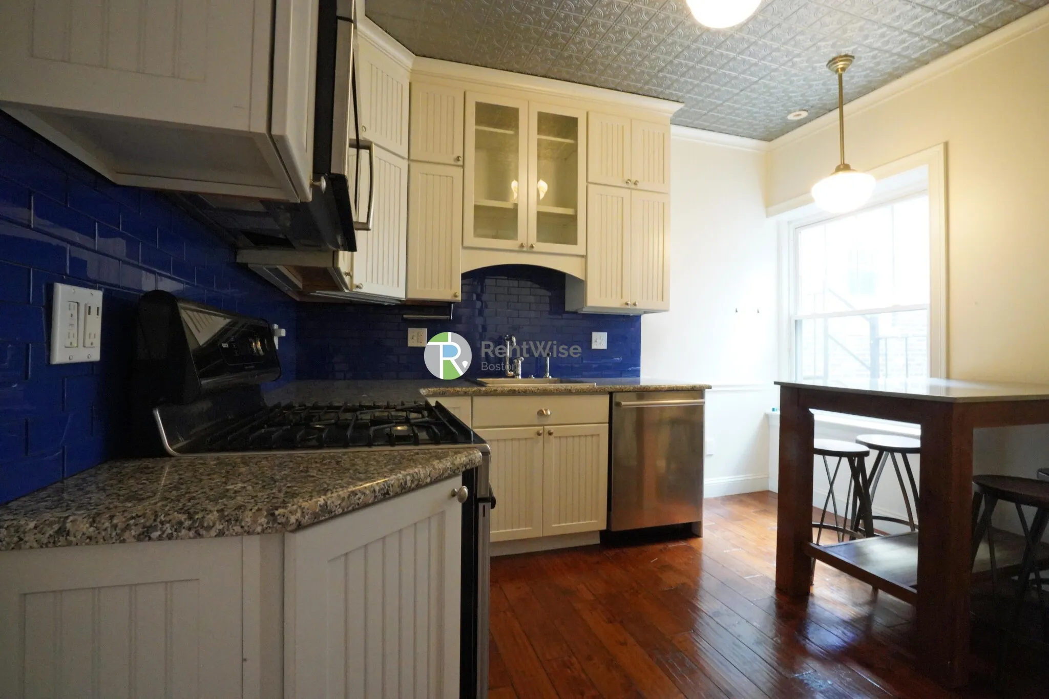 2 bed, 1 bath apartment for rent at 94 Naples Rd Unit 5, North Brookline — photo 13 of 38