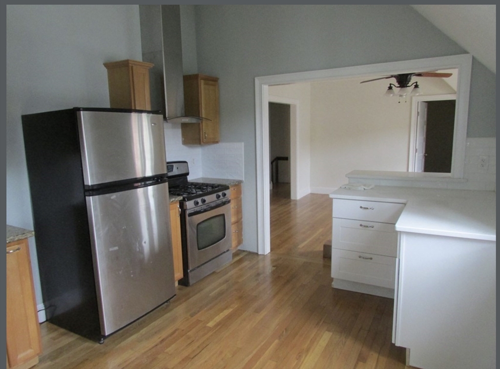 2 bed, 1 bath apartment for rent at 94 Plain St Unit 2, Braintree — photo 8 of 8