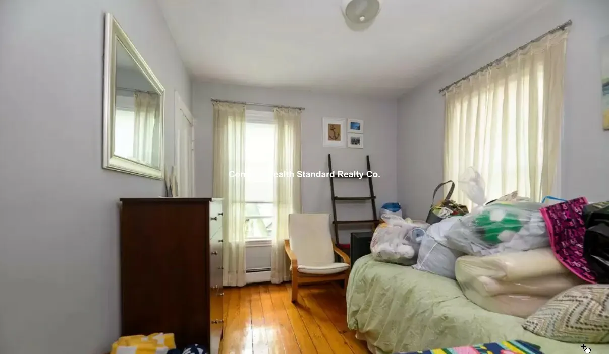 3 bed, 1 bath apartment for rent at 94 Pleasant St Unit 2, North Brookline — photo 2 of 9