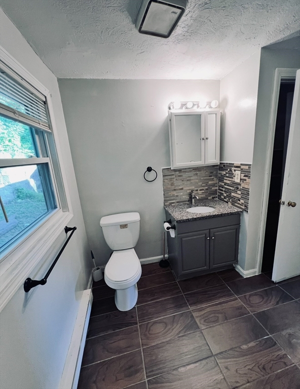 2 bed, 1 bath apartment for rent at 94 Prichard St Unit 0, Fitchburg — photo 16 of 25