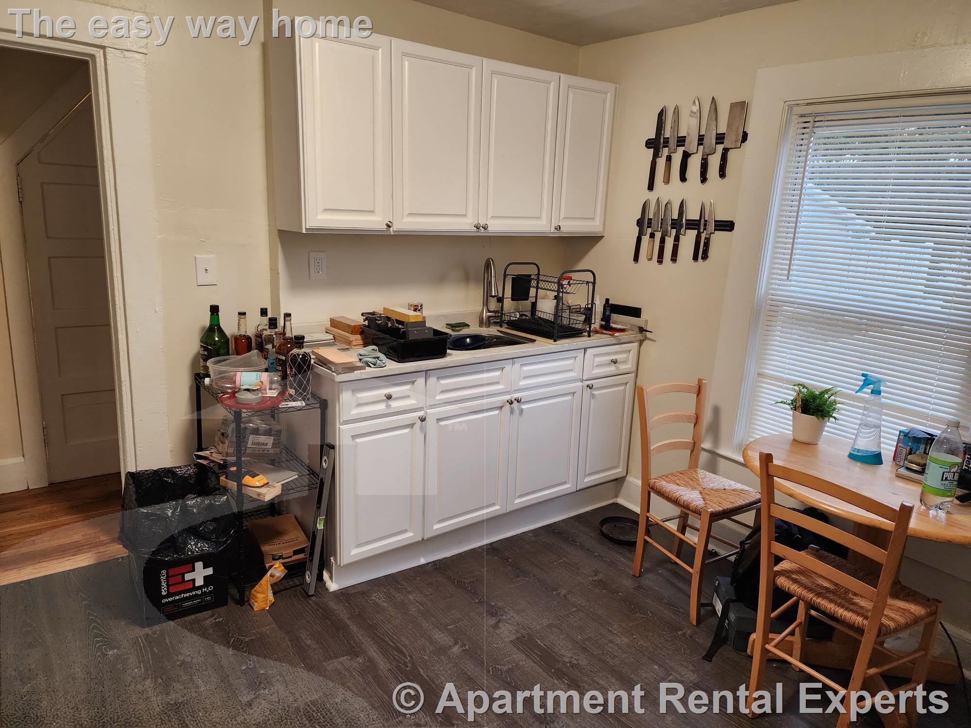 1 bed, 1 bath apartment for rent at 94 River St Unit 3, Central Square