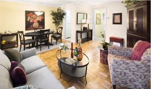 2 bed, 1 bath apartment for rent at 94 Thornton Rd Unit 2Med, Chestnut Hill — photo 4 of 5