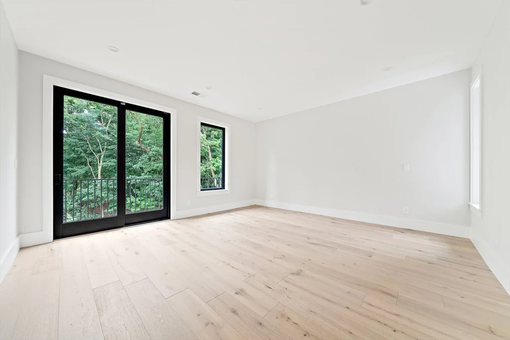 4 bed, 4+ bath apartment for rent at 94 Thurston Rd Unit 94, Newton Upper Falls — photo 12 of 27