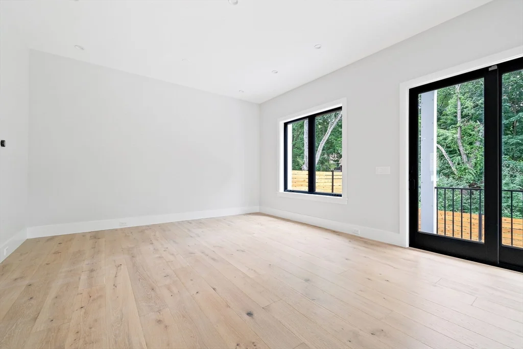 4 bed, 4+ bath apartment for rent at 94 Thurston Rd Unit 94, Newton Upper Falls — photo 7 of 27
