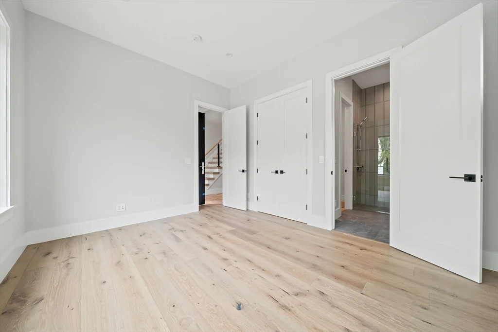 4 bed, 4+ bath apartment for rent at 94 Thurston Rd Unit 94, Newton Upper Falls — photo 10 of 27