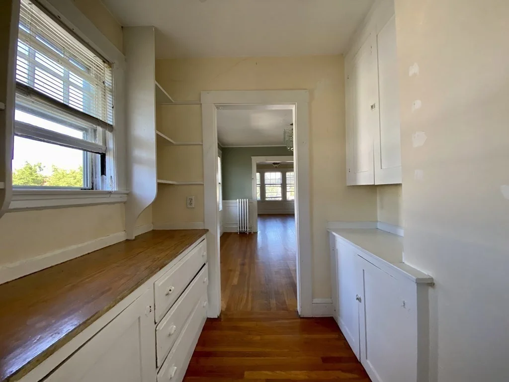 3 bed, 1 bath apartment for rent at 94 Turner Unit 3, Boston — photo 5 of 23