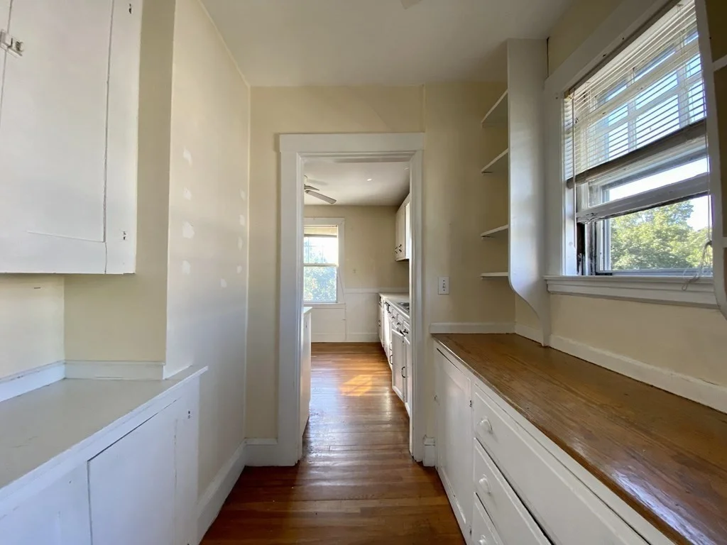 3 bed, 1 bath apartment for rent at 94 Turner Unit 3, Boston — photo 4 of 23