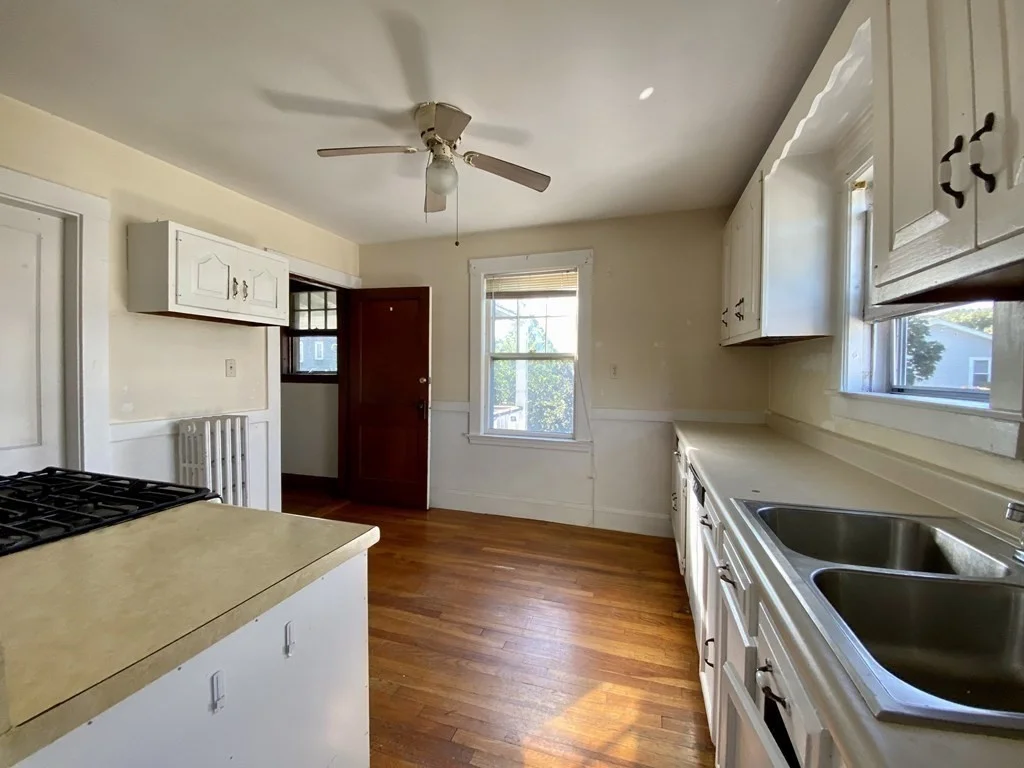 3 bed, 1 bath apartment for rent at 94 Turner Unit 3, Boston — photo 3 of 23