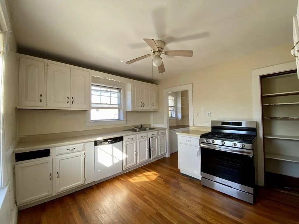 3 bed, 1 bath apartment for rent at 94 Turner Unit 3, Boston — photo 1 of 23