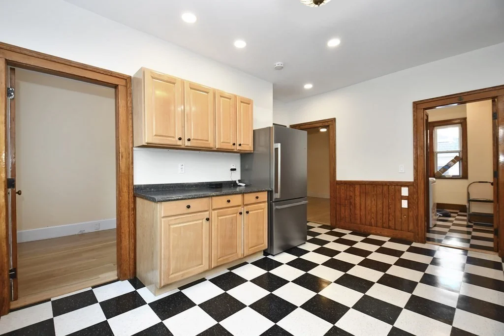 3 bed, 1 bath apartment for rent at 94 Vernon Unit 2, Worcester — photo 14 of 18