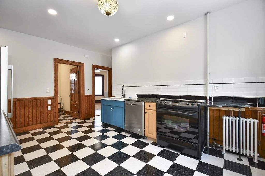 3 bed, 1 bath apartment for rent at 94 Vernon Unit 2, Worcester — photo 15 of 18