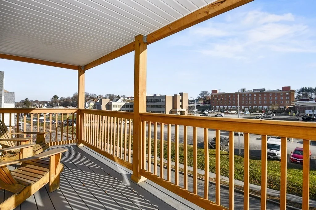 3 bed, 1 bath apartment for rent at 94 Vernon Unit 3, Worcester — photo 2 of 26