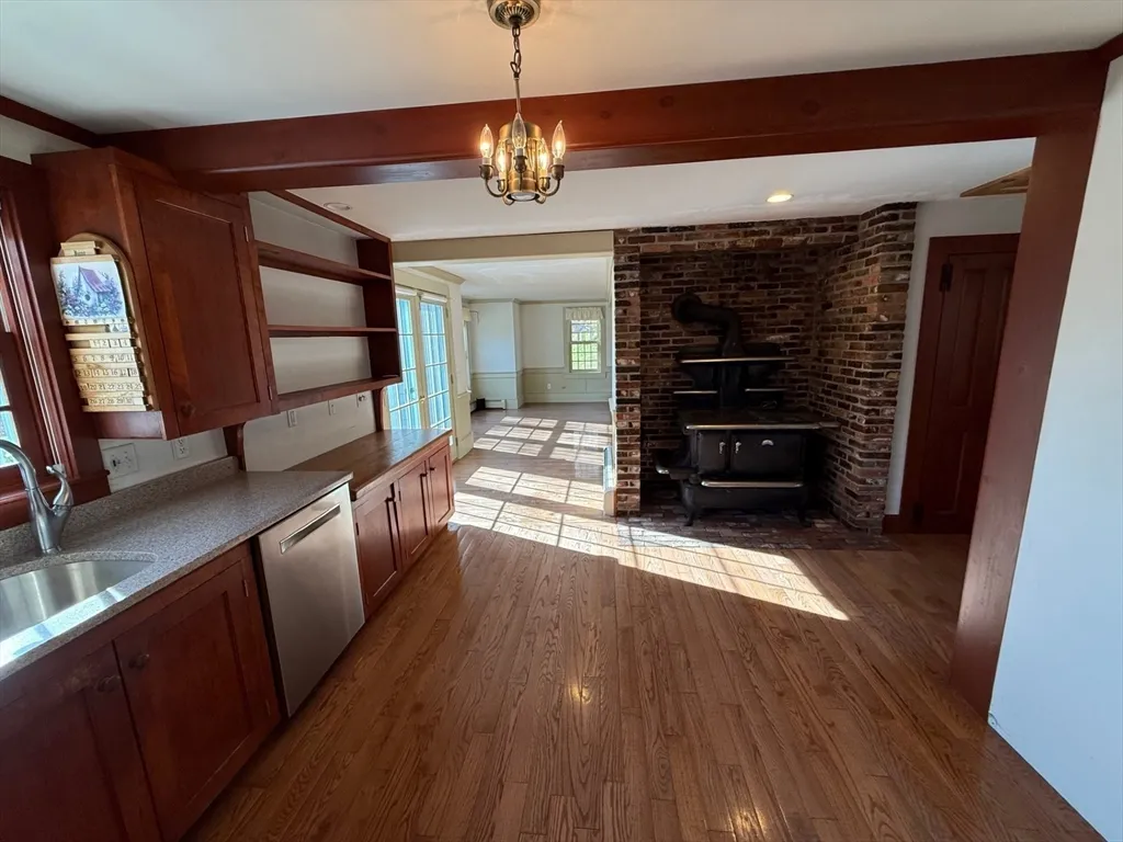 3 bed, 2 bath apartment for rent at 94 W Princeton Rd, Westminster — photo 8 of 26