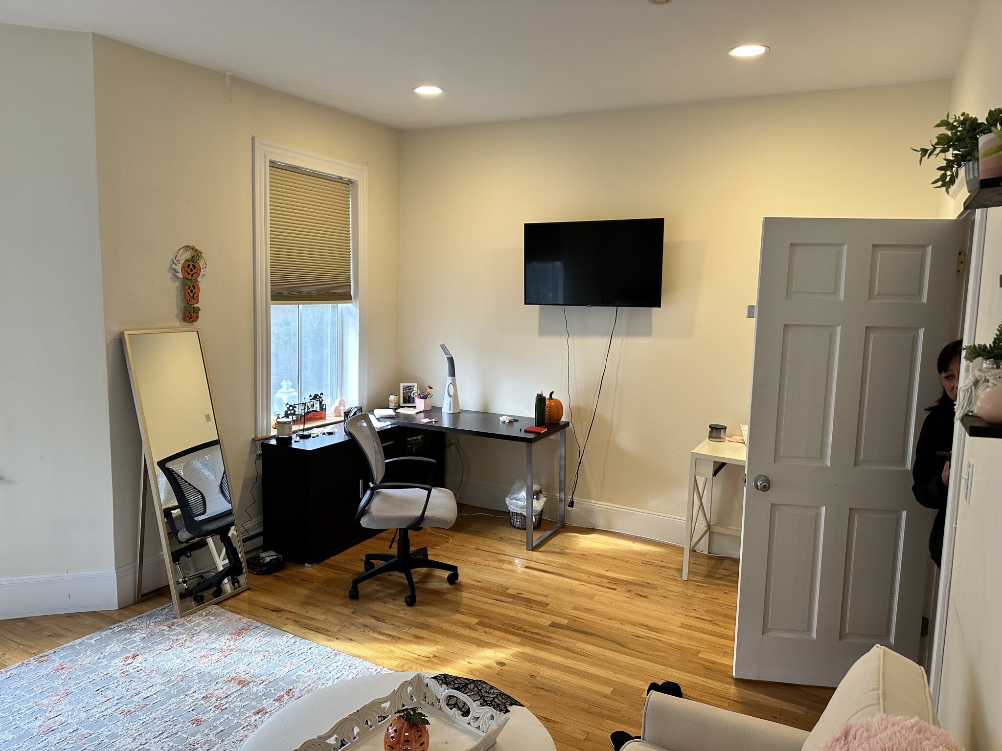 3 bed, 3 bath apartment for rent at 94 West Brookline St Unit 3, South End — photo 52 of 65