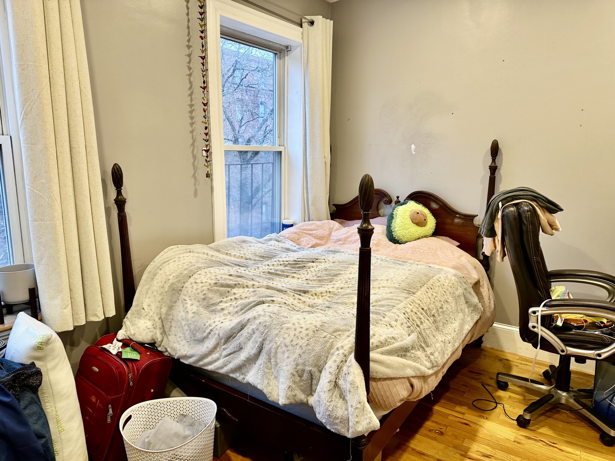 3 bed, 3 bath apartment for rent at 94 West Brookline St Unit 3, South End — photo 41 of 65