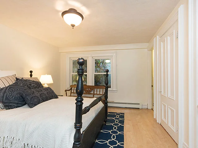 1 bed, 1 bath apartment for rent at 94 West Cedar St Unit 1, Beacon Hill — photo 3 of 10
