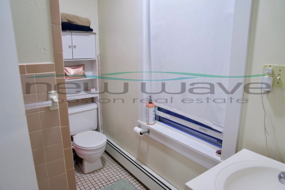 1 bed, 1 bath apartment for rent at 94 West Cedar St Unit 2, Beacon Hill — photo 6 of 6