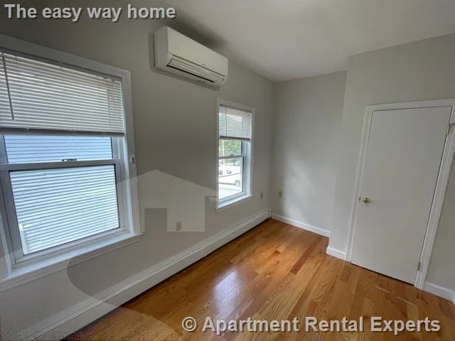 4 bed, 2 bath apartment for rent at 942 Broadway Unit 2, Davis Square — photo 6 of 13