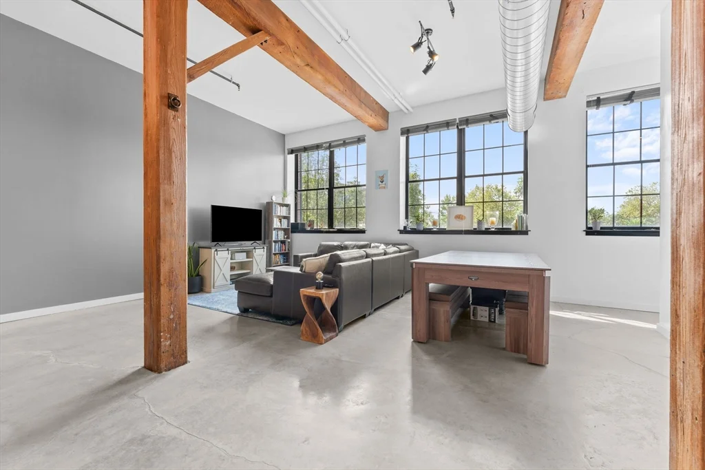 1 bed, 1 bath apartment for rent at 944 Dorchester Ave Unit 29, Dorchester — photo 1 of 32