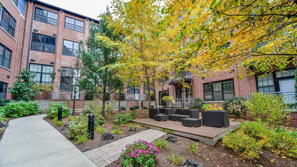 1 bed, 1 bath apartment for rent at 944 Dorchester Unit 56, Dorchester — photo 18 of 21