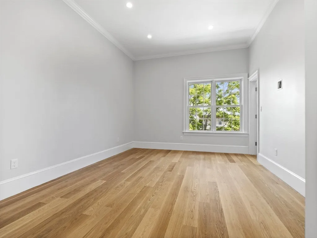 3 bed, 2 bath apartment for rent at 944 East Broadway Unit 3, South Boston — photo 11 of 33