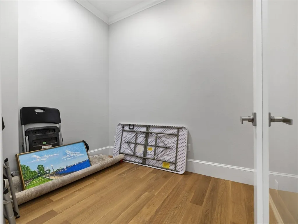 3 bed, 2 bath apartment for rent at 944 East Broadway Unit 3, South Boston — photo 17 of 33
