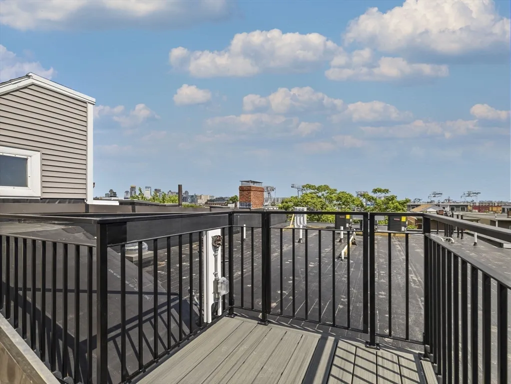 3 bed, 2 bath apartment for rent at 944 East Broadway Unit 3, South Boston — photo 32 of 33