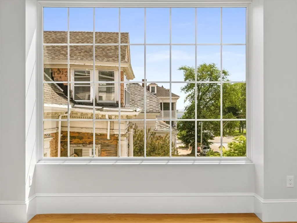 3 bed, 2 bath apartment for rent at 944 East Broadway Unit 3, South Boston — photo 19 of 33