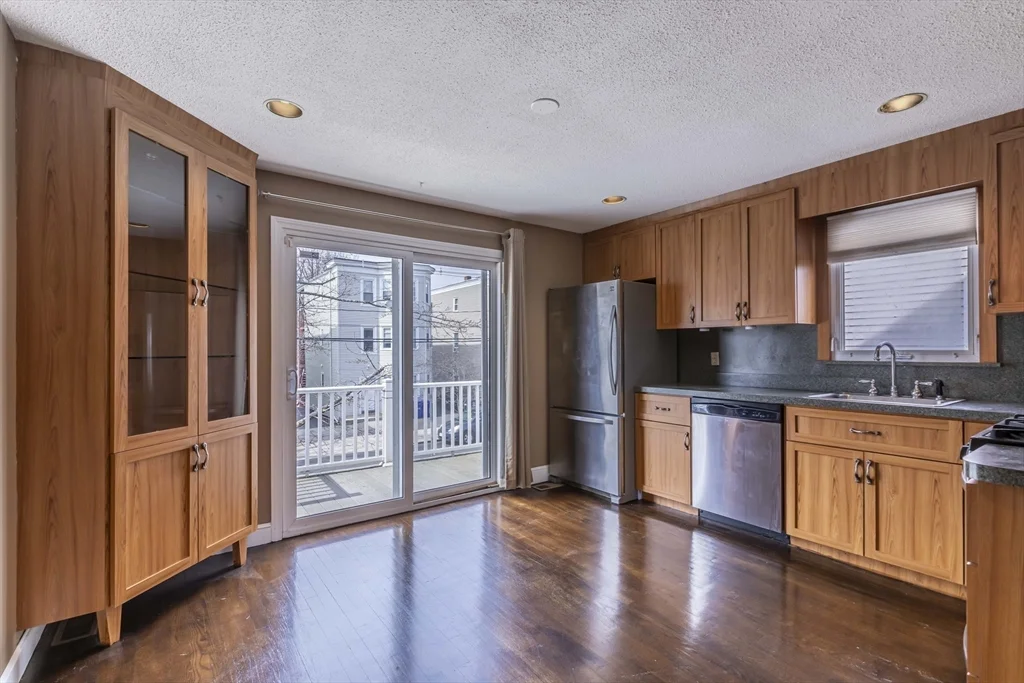 2 bed, 1 bath apartment for rent at 948 Broadway Unit 6, Chelsea — photo 3 of 24