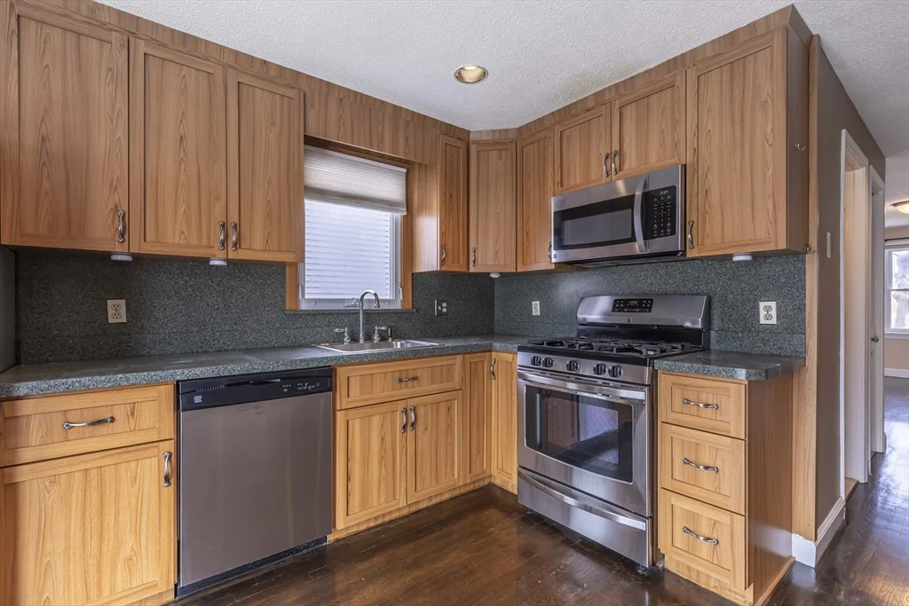2 bed, 1 bath apartment for rent at 948 Broadway Unit 6, Chelsea — photo 2 of 24