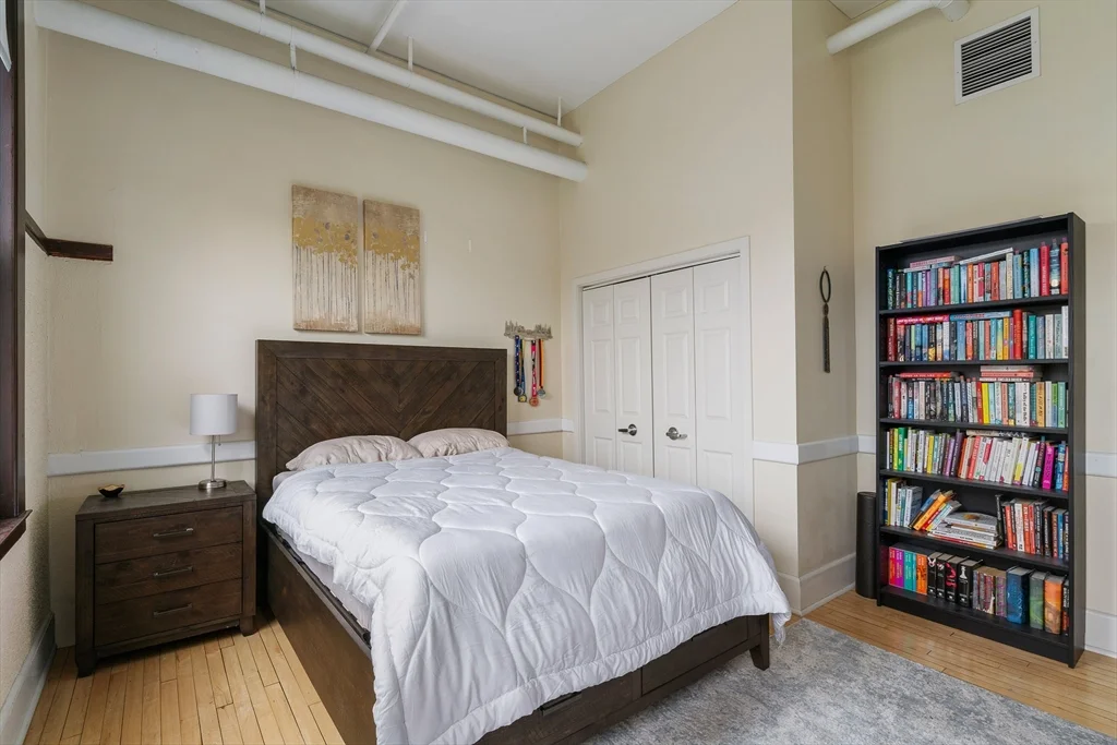 1 bed, 1 bath apartment for rent at 948 Main St Unit 205, Waltham — photo 8 of 9
