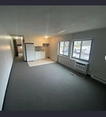 Studio bed, 1 bath apartment for rent at 949 Main St Unit 1, Woburn — photo 2 of 3