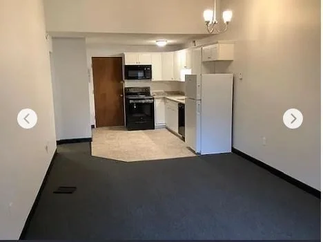 1 bed, 1 bath apartment for rent at 949 Main St Unit 12, Woburn — photo 3 of 7