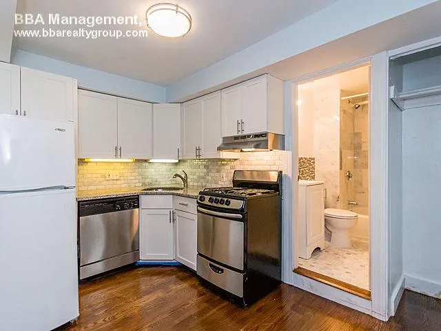 Studio bed, 1 bath apartment for rent at 94A Marion St Unit 4, Griggs Park — photo 10 of 17