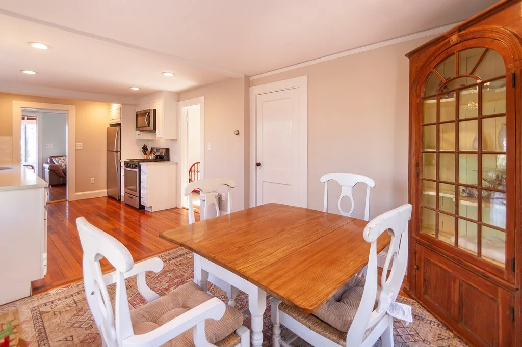 2 bed, 1 bath apartment for rent at 94R Atlantic Ave, Cohasset — photo 12 of 23