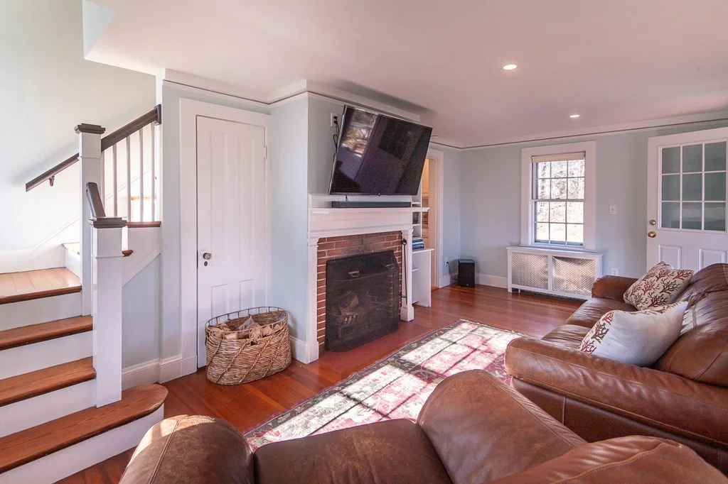 2 bed, 1 bath apartment for rent at 94R Atlantic Ave, Cohasset — photo 9 of 23