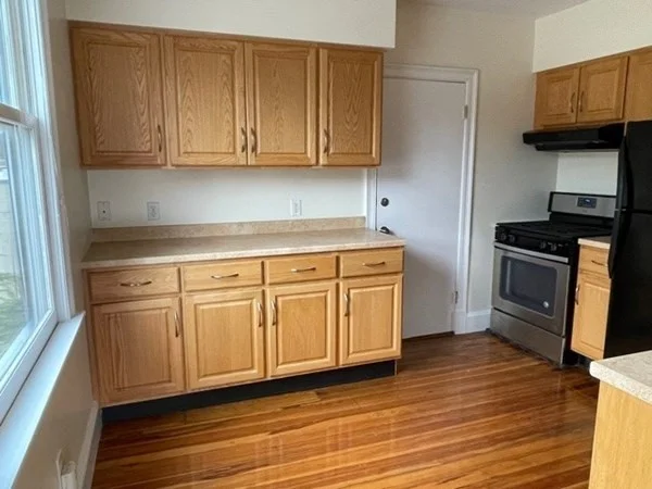 2 bed, 1 bath apartment for rent at 95 Allston Unit 3, Cambridgeport — photo 6 of 12