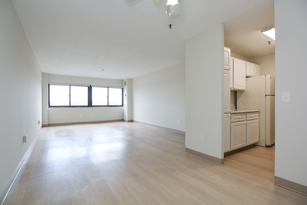 2 bed, 2 bath apartment for rent at 95 Audubon Rd Unit 1216, Wakefield — photo 6 of 30