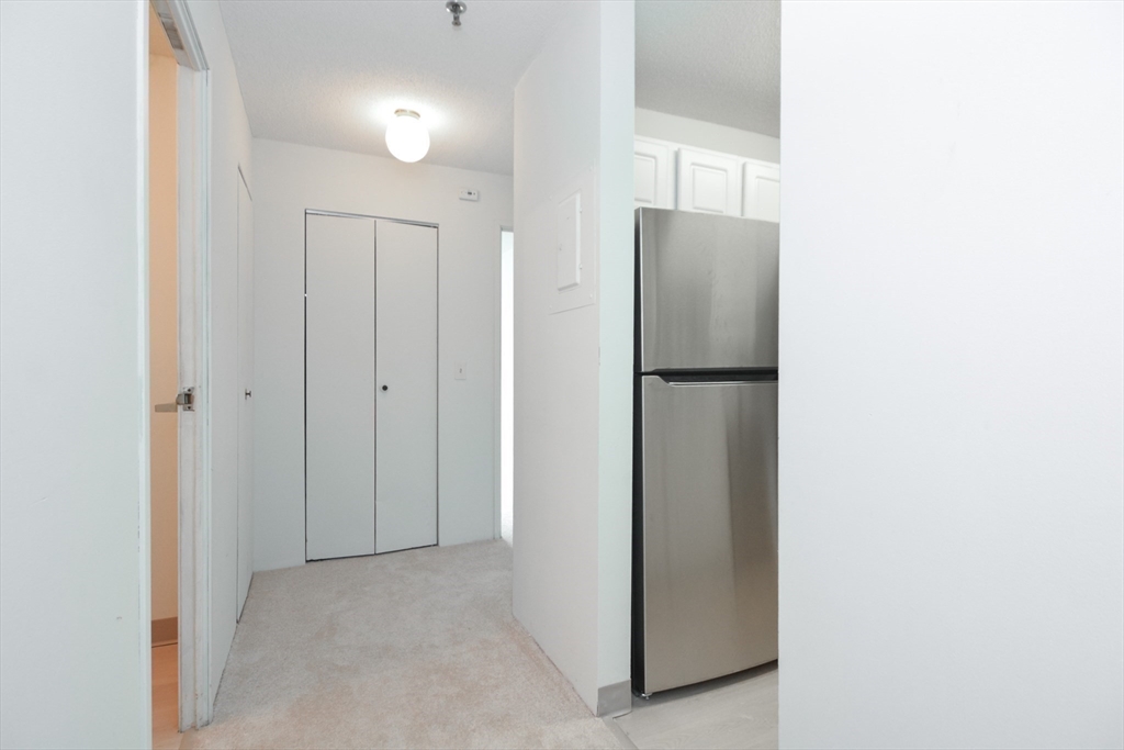 2 bed, 2 bath apartment for rent at 95 Audubon Rd Unit 1216, Wakefield — photo 17 of 30