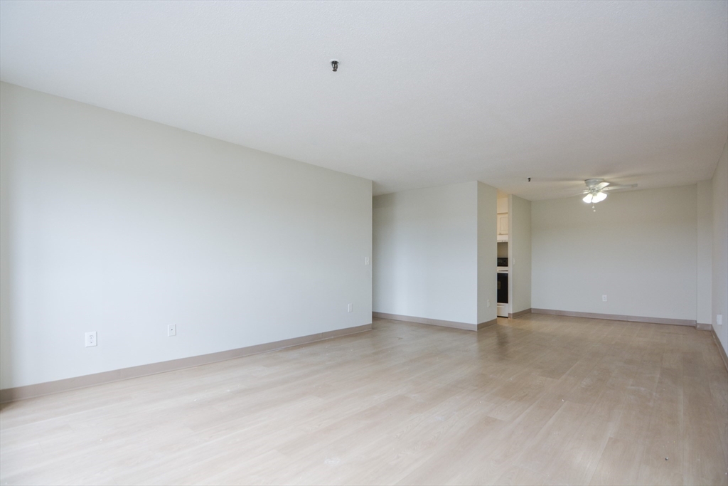 2 bed, 2 bath apartment for rent at 95 Audubon Rd Unit 1216, Wakefield — photo 9 of 30