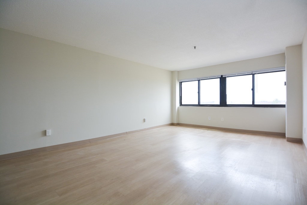 2 bed, 2 bath apartment for rent at 95 Audubon Rd Unit 1216, Wakefield — photo 5 of 30