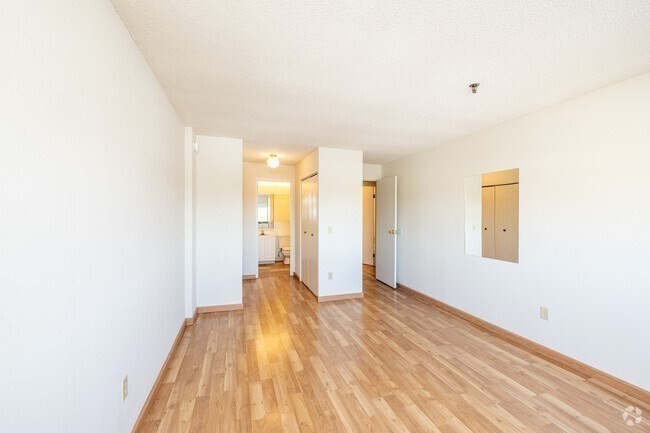 1 bed, 1 bath apartment for rent at 95 Audubon Rd Unit 810, Wakefield — photo 10 of 27