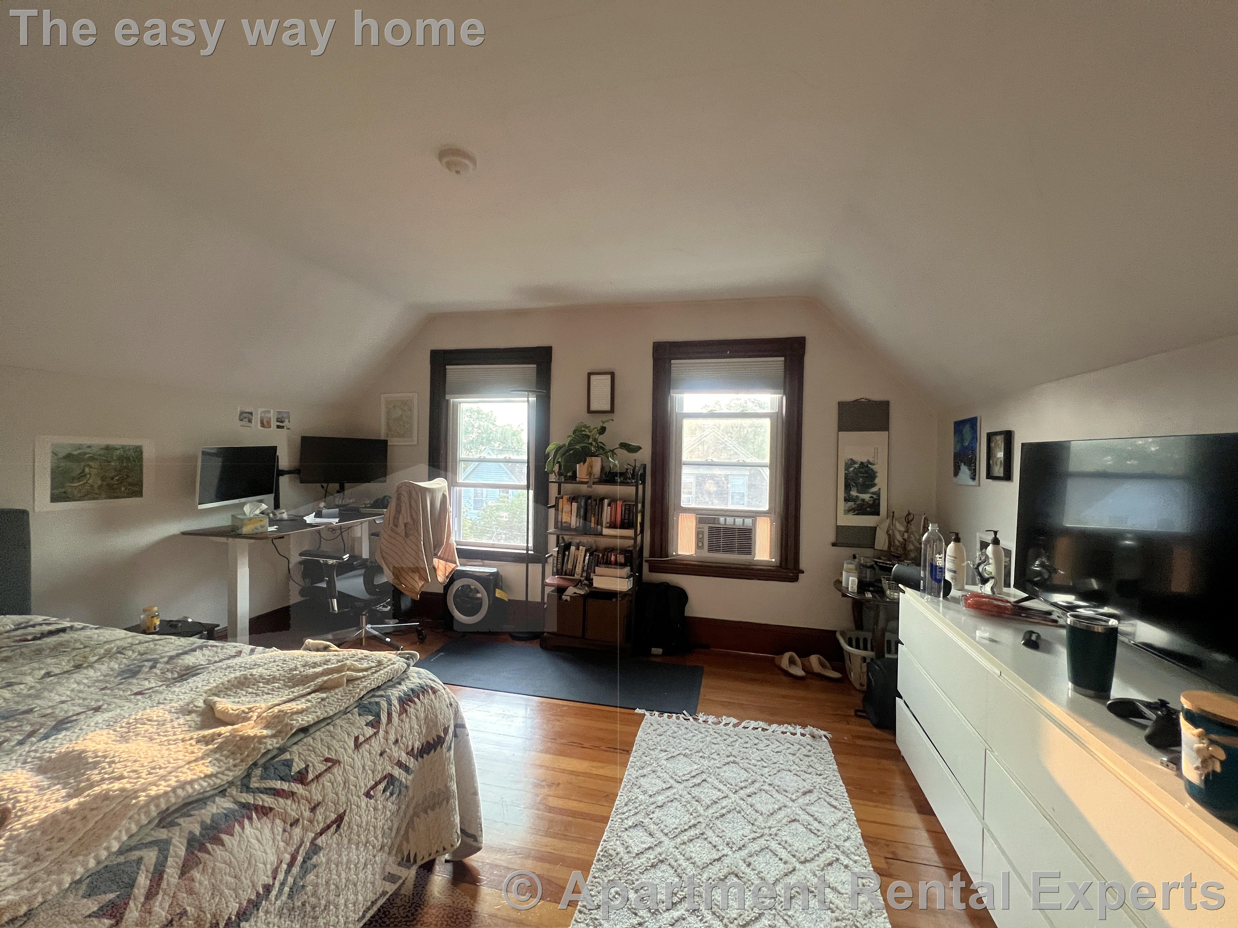 2 bed, 1 bath apartment for rent at 95 Bartlett St Unit 3, Winter Hill — photo 1 of 6
