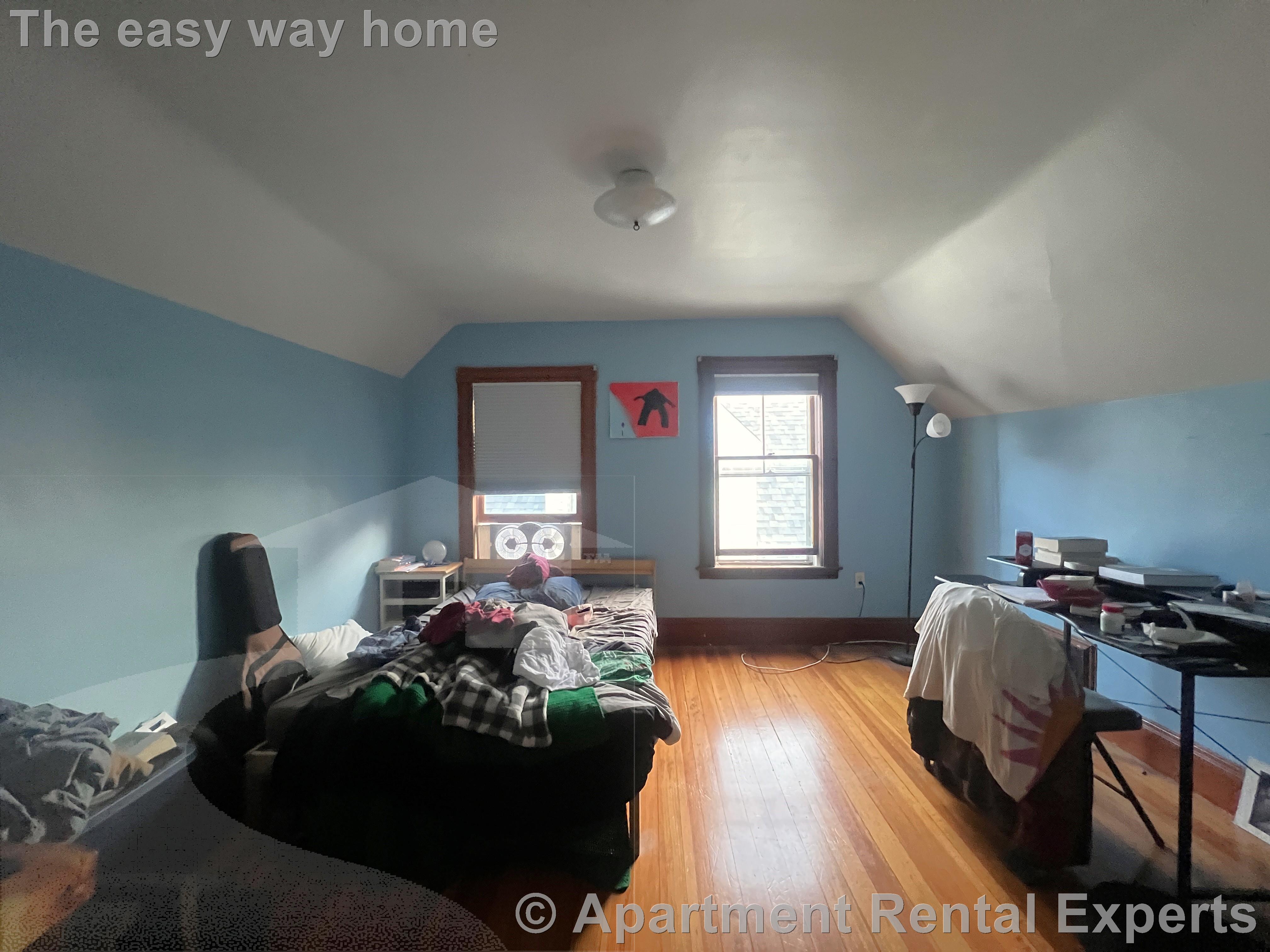 2 bed, 1 bath apartment for rent at 95 Bartlett St Unit 3, Winter Hill — photo 2 of 6