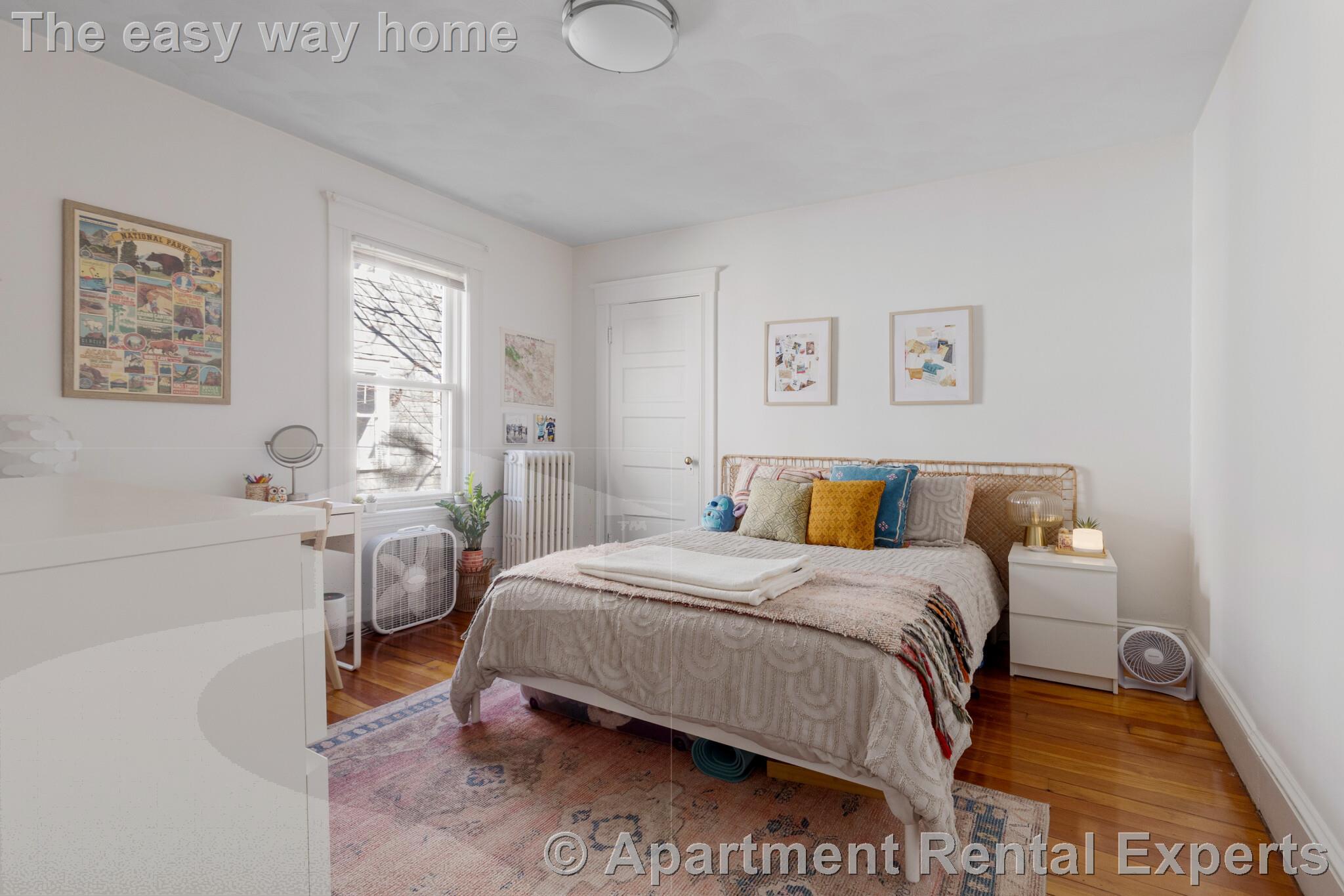 3 bed, 1 bath apartment for rent at 95 Beacon St Unit 3, Inman Square — photo 7 of 12