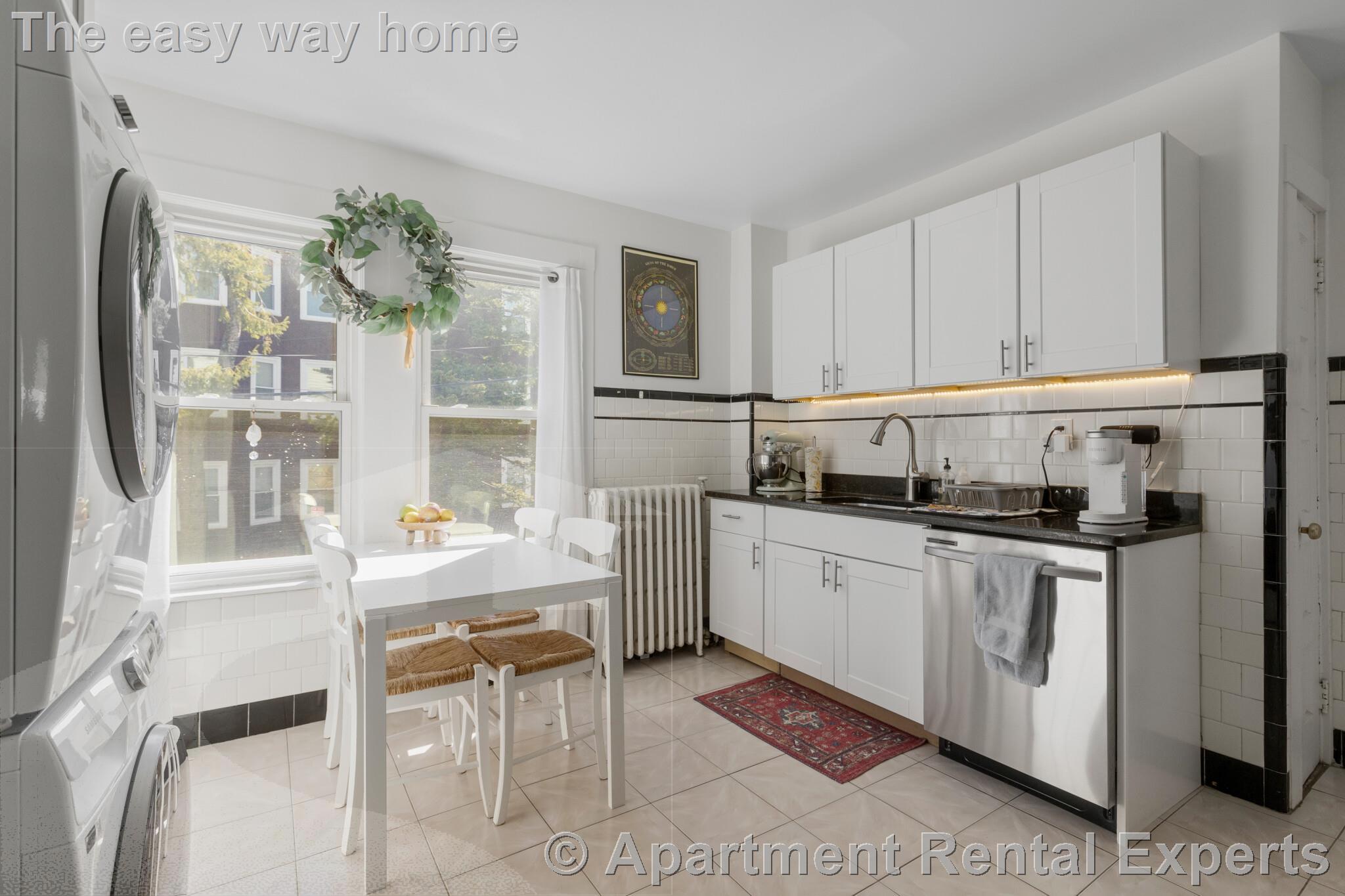 3 bed, 1 bath apartment for rent at 95 Beacon St Unit 3, Inman Square — photo 4 of 12